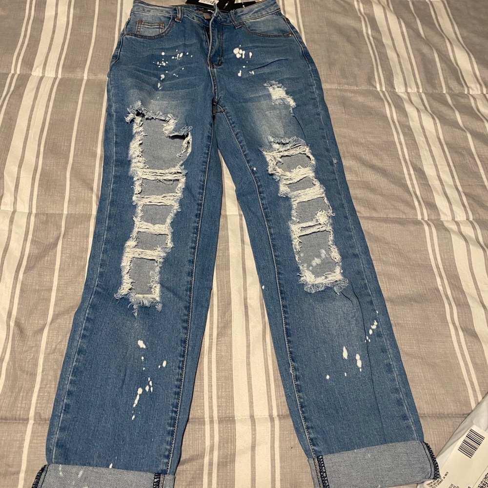 Distress jeans , bf jeans